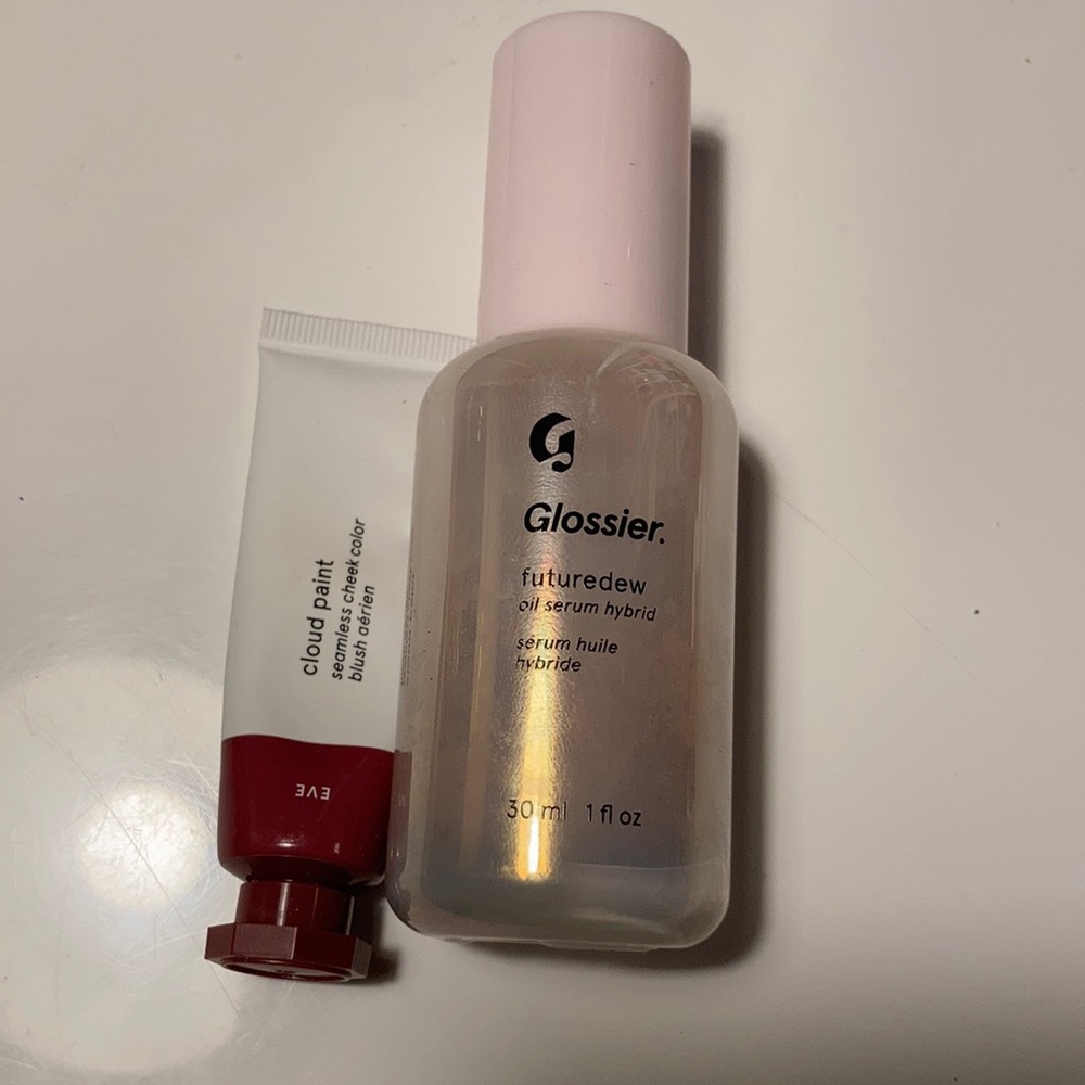 Glossier futuredew and cloud paint in Eve